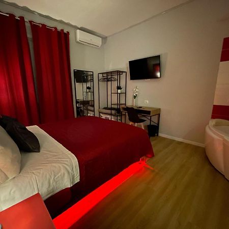 Vomero Suite And Deluxe Room B&B Napoli Exteriör bild
