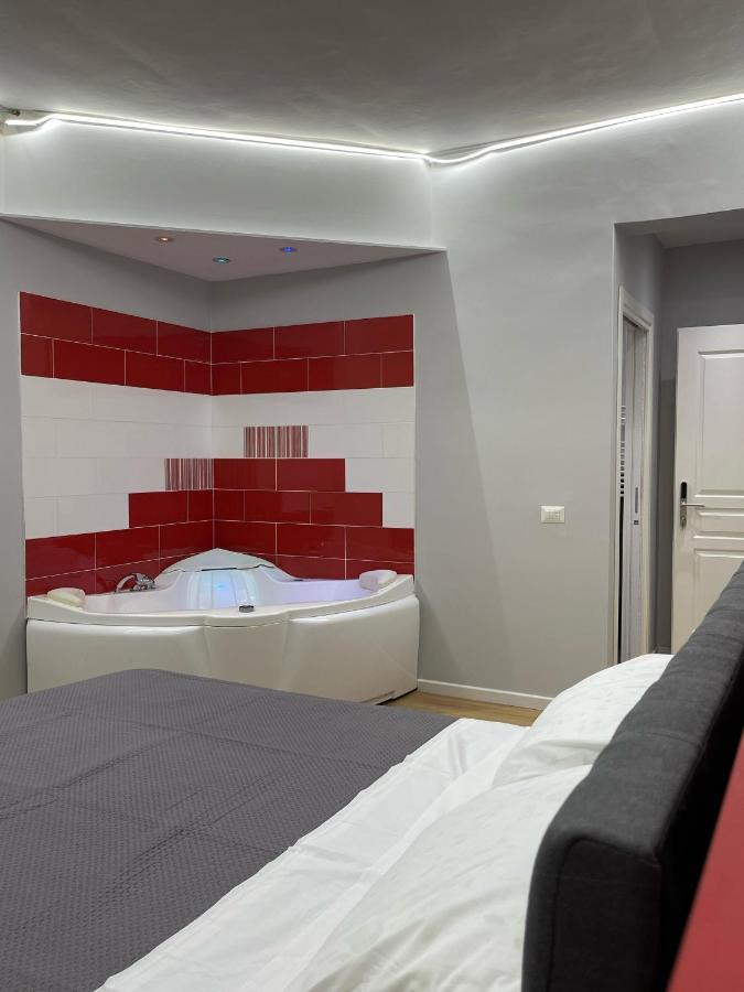 Vomero Suite And Deluxe Room B&B Napoli Exteriör bild