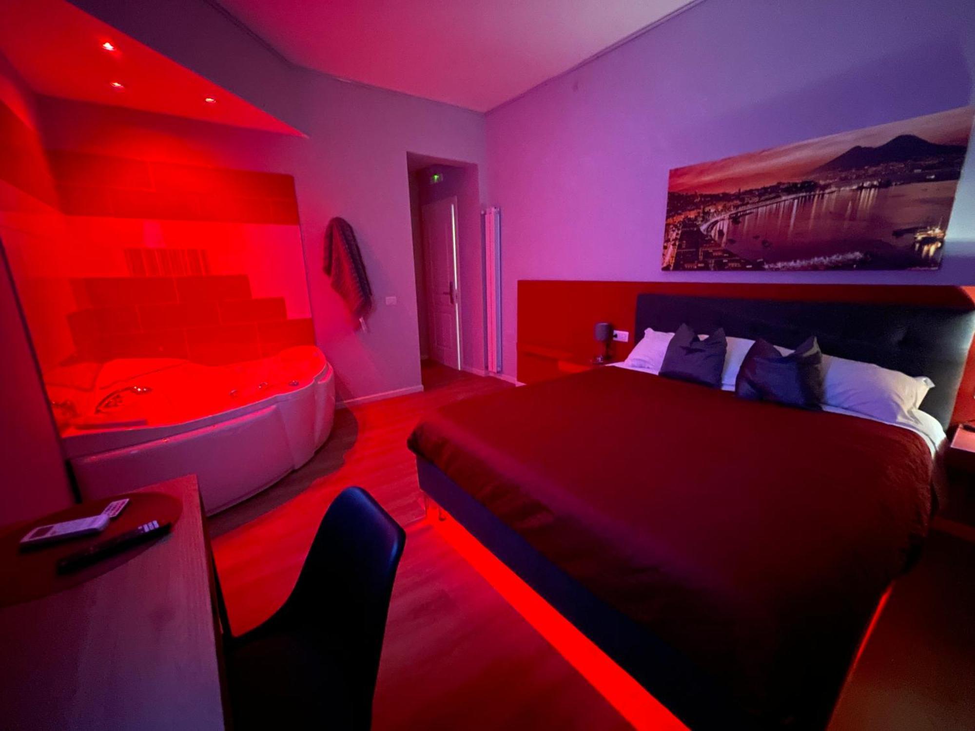 Vomero Suite And Deluxe Room B&B Napoli Exteriör bild