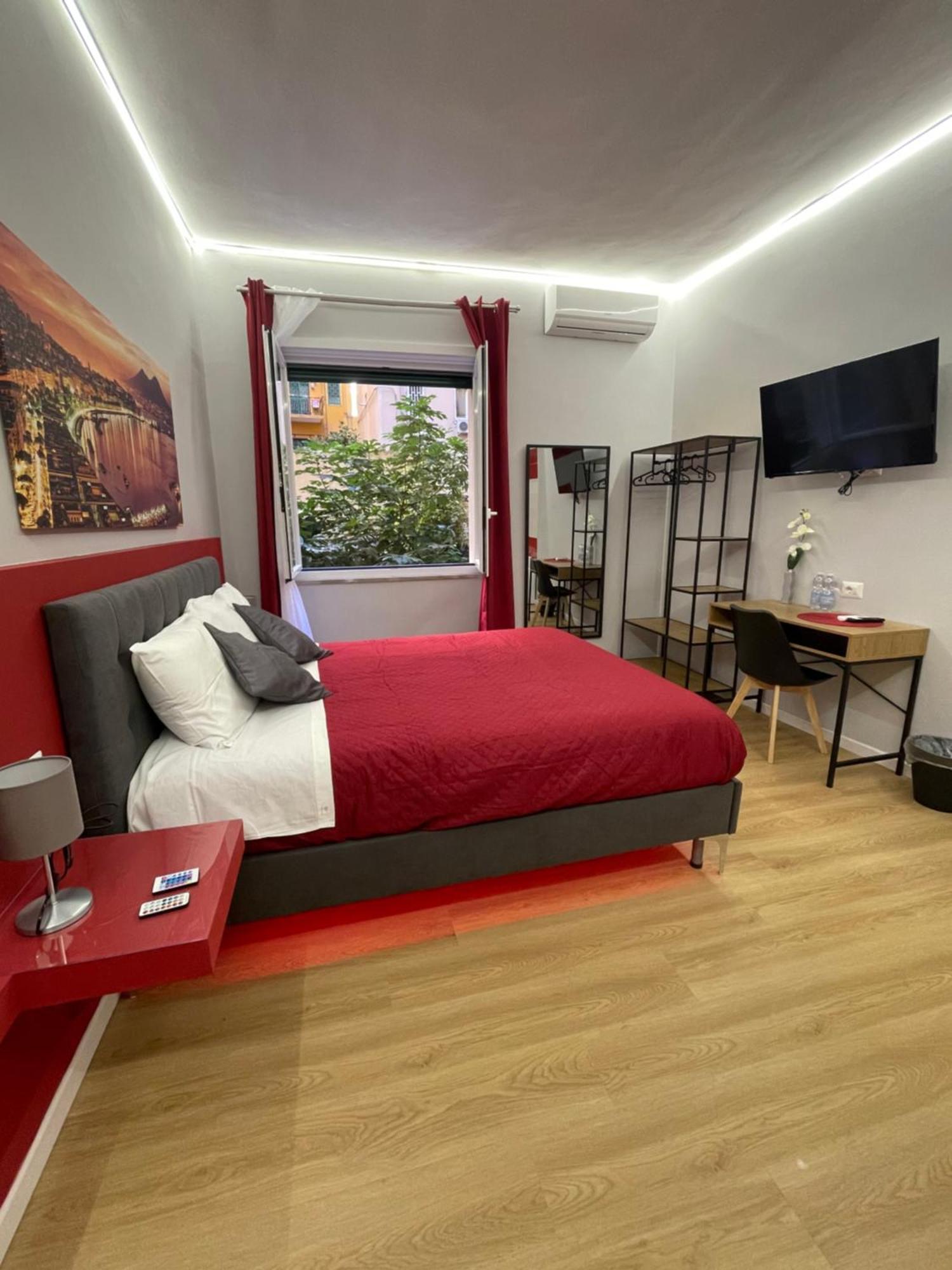 Vomero Suite And Deluxe Room B&B Napoli Exteriör bild