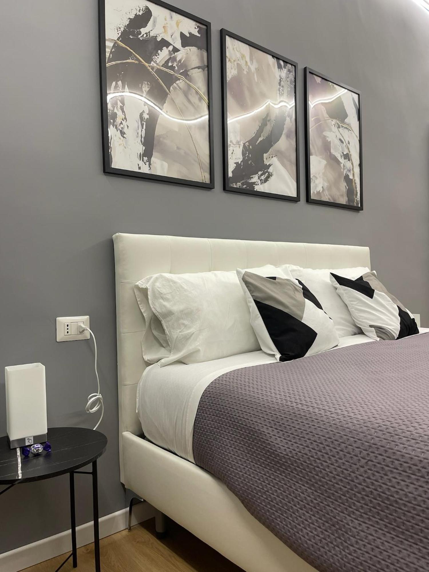 Vomero Suite And Deluxe Room B&B Napoli Exteriör bild